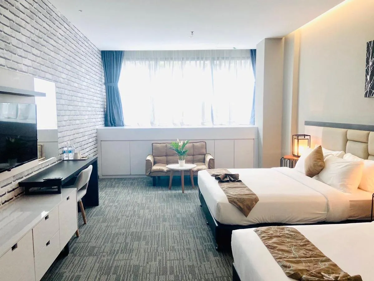 Glex Hotel Signature ジョホールバル 3*,